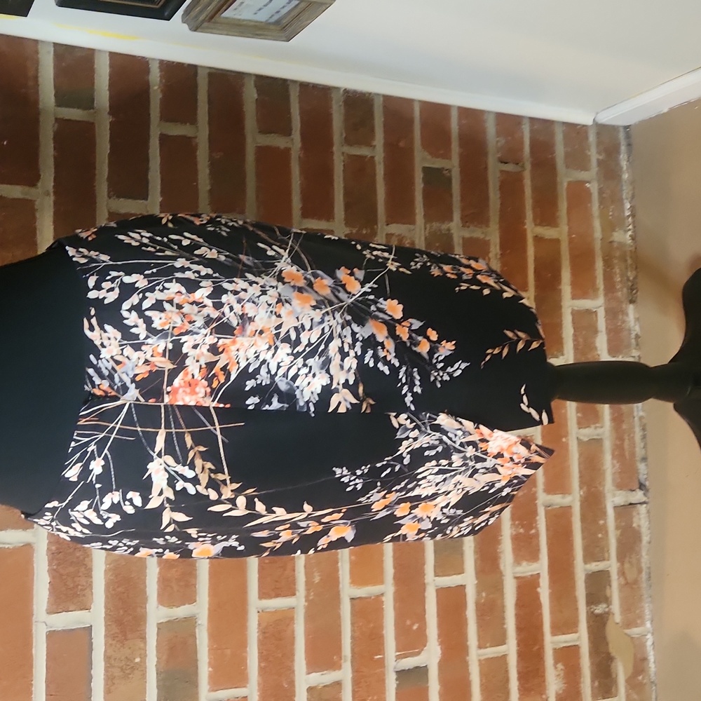 Talbot Petite Floral Skirt, Size 4p - Picture 3 of 6